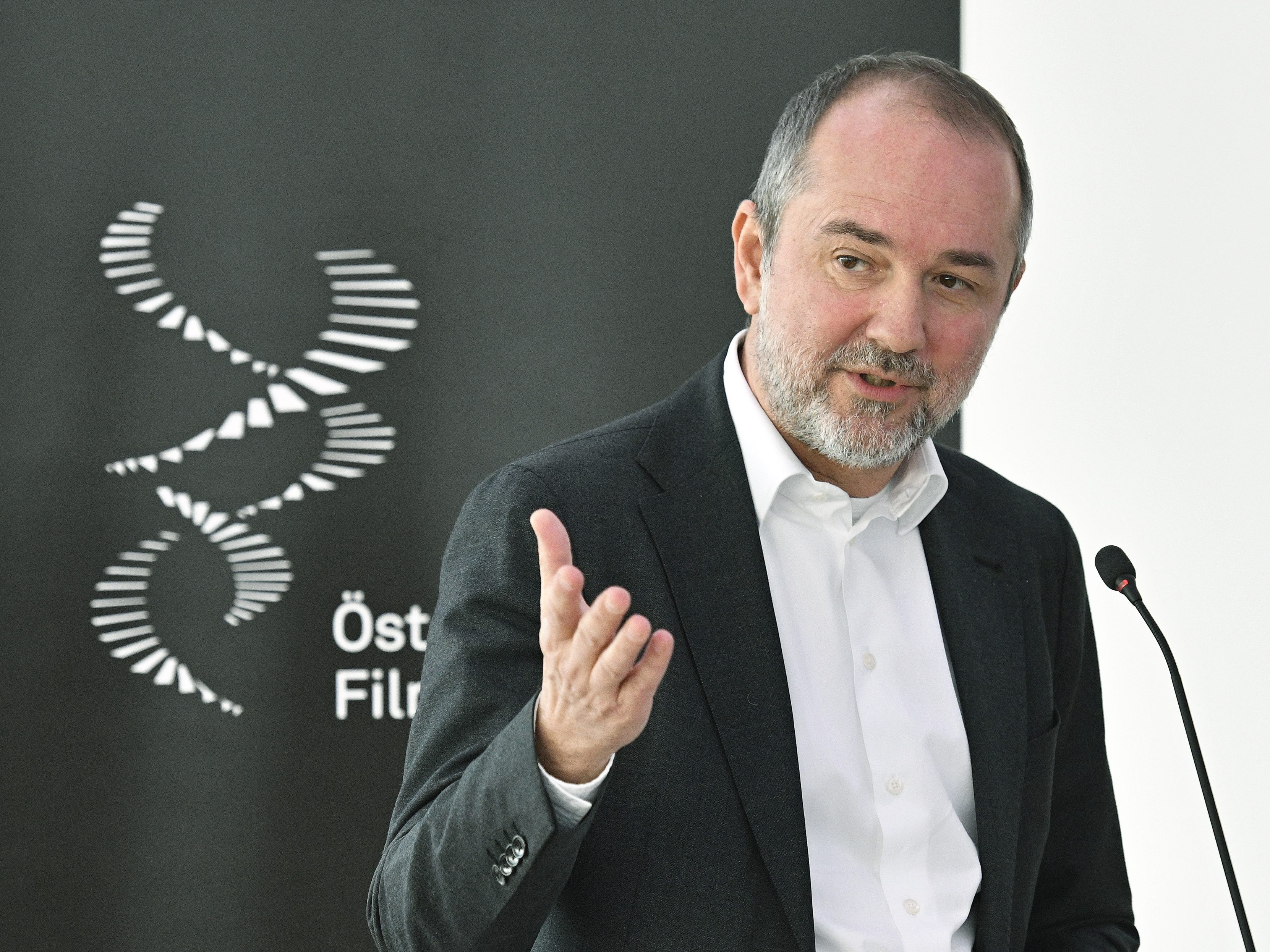 Der vorherige Büronutzer Thomas Drozda wäre gerne von Innenminister Kickl über die Wanzen in seinem Büro informiert worden. Der vorherige Büronutzer Thomas Drozda wäre gerne von Innenminister Kickl über die Wanzen in seinem Büro informiert worden.