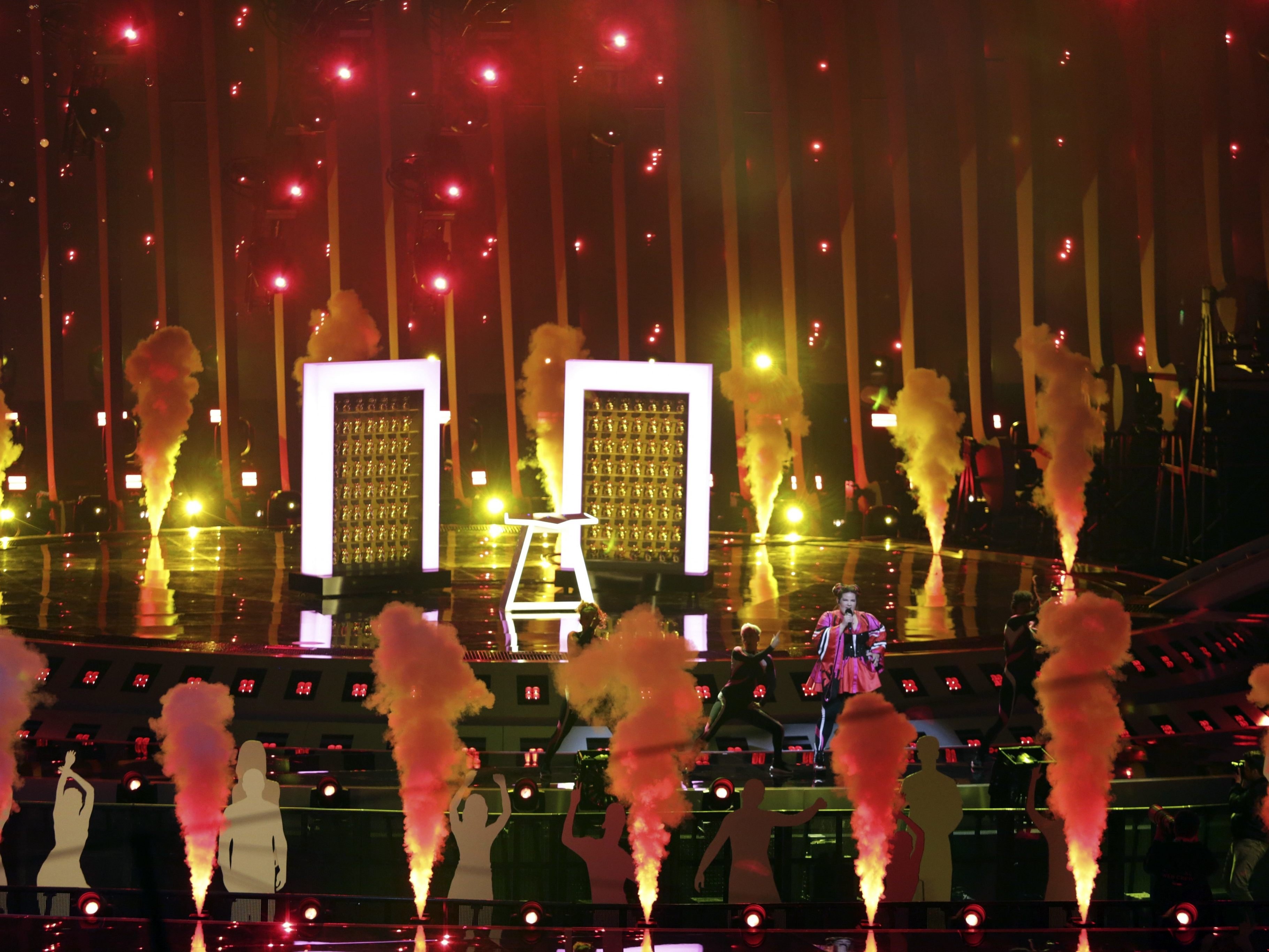 Bei einer Probe für den Eurovision Song Contest 2018. Bei einer Probe für den Eurovision Song Contest 2018.