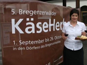 Mit einer besonderen Agape gab es in zehn Wäldergemeinden am Sonntag Werbung für den 5. Bregenzerwälder KäseHerbst. Mit einer besonderen Agape gab es in zehn Wäldergemeinden am Sonntag Werbung für den 5. Bregenzerwälder KäseHerbst.
