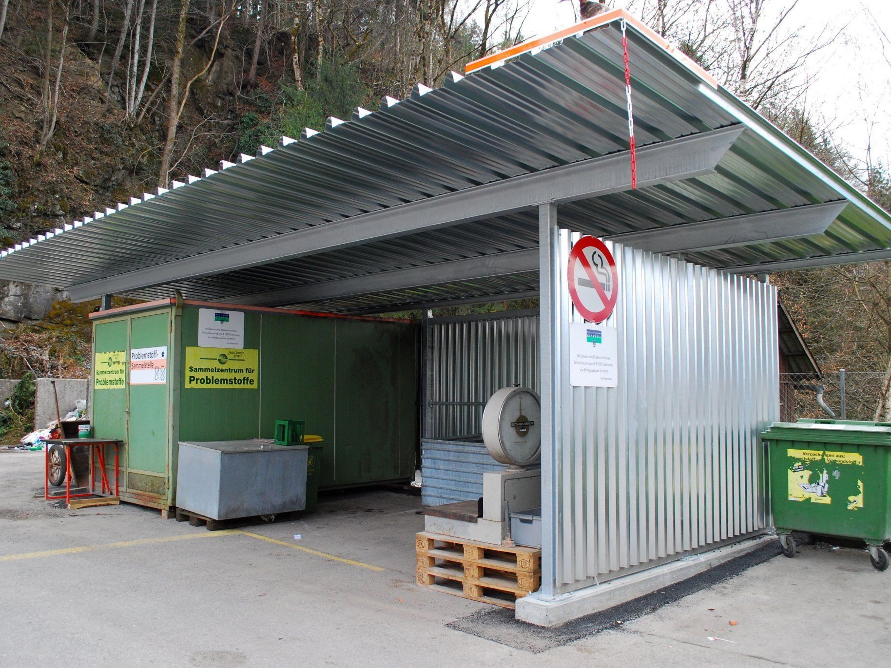Die Überdachung der Sondermüllstation beim Bauhof Rankweil