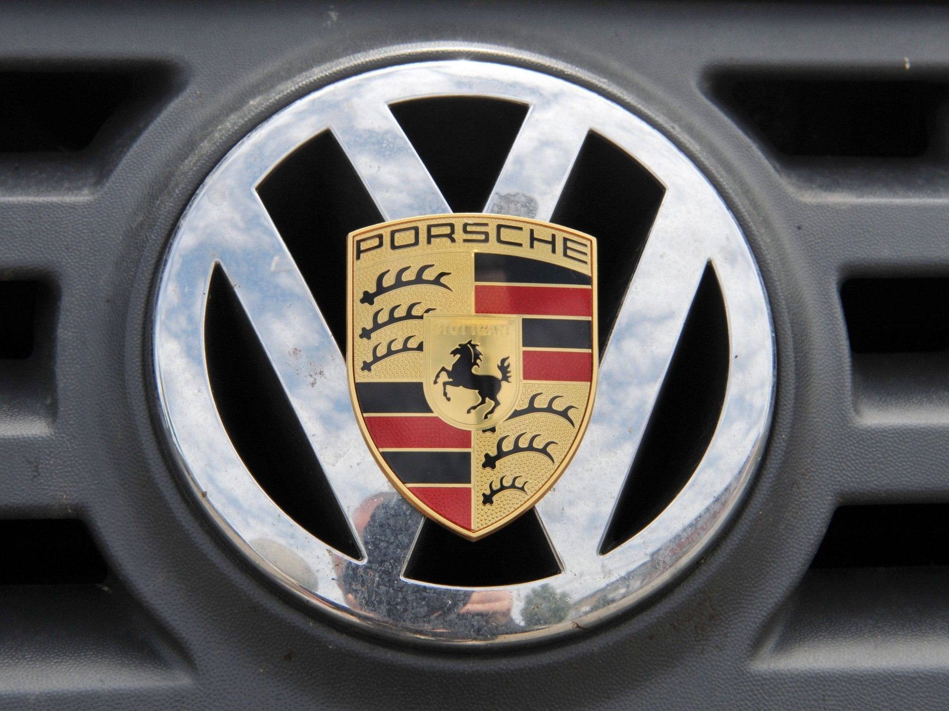 Elefantenhochzeit Porsche/VW: Beide Unternehmen stimmten entsprechendem Konzept zu.
