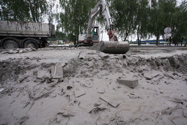  Aufräumarbeiten nach dem Hochwasser in Aschach an der Donau © APA