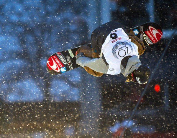 SNOWBOARD: AIR & STYLE INNSBRUCK: TRUCHON