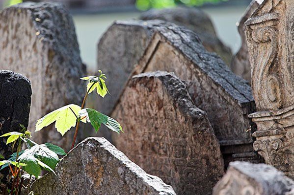 Tschechische Repuplik, Prag, Grabsteine am jüdischen Friedhof Tschechische Repuplik, Prag, Grabsteine am jüdischen Friedhof