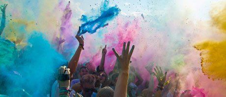 holi2