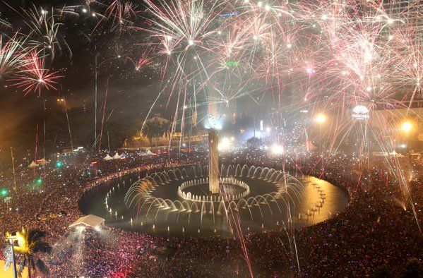 Spektakel in Indonesien. (AP) Spektakel in Indonesien. (AP)