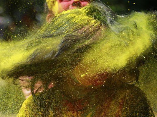 Indien im Farbenrausch: Während des Festes fallen die sozialen Schranken. Indien im Farbenrausch: Während des Festes fallen die sozialen Schranken.