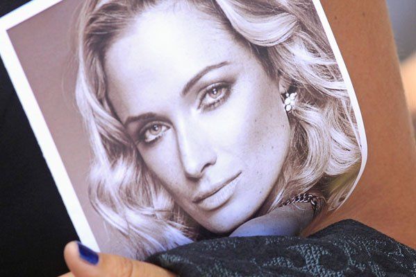 Ein Foto der getöteten Reeva Steenkamp. Pistorius beteuert, er habe sie für einen Einbrecher gehalten. Foto: AP