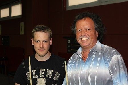 Alexander Stadler (li.) und Gerald Wurm (re.) setzen sich für den Billard-Sport in Salzburg ein. SALZBURG24