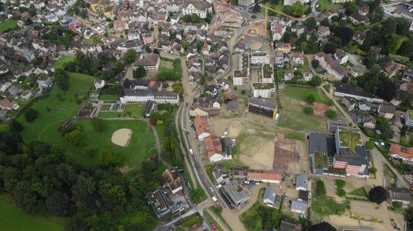 Altstätten: Luftaufnahmen lassen das Ausmaß der Verwüstung erahnen. Foto: Kapo St. Gallen Altstätten: Luftaufnahmen lassen das Ausmaß der Verwüstung erahnen. Foto: Kapo St. Gallen