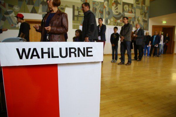 VOL.AT