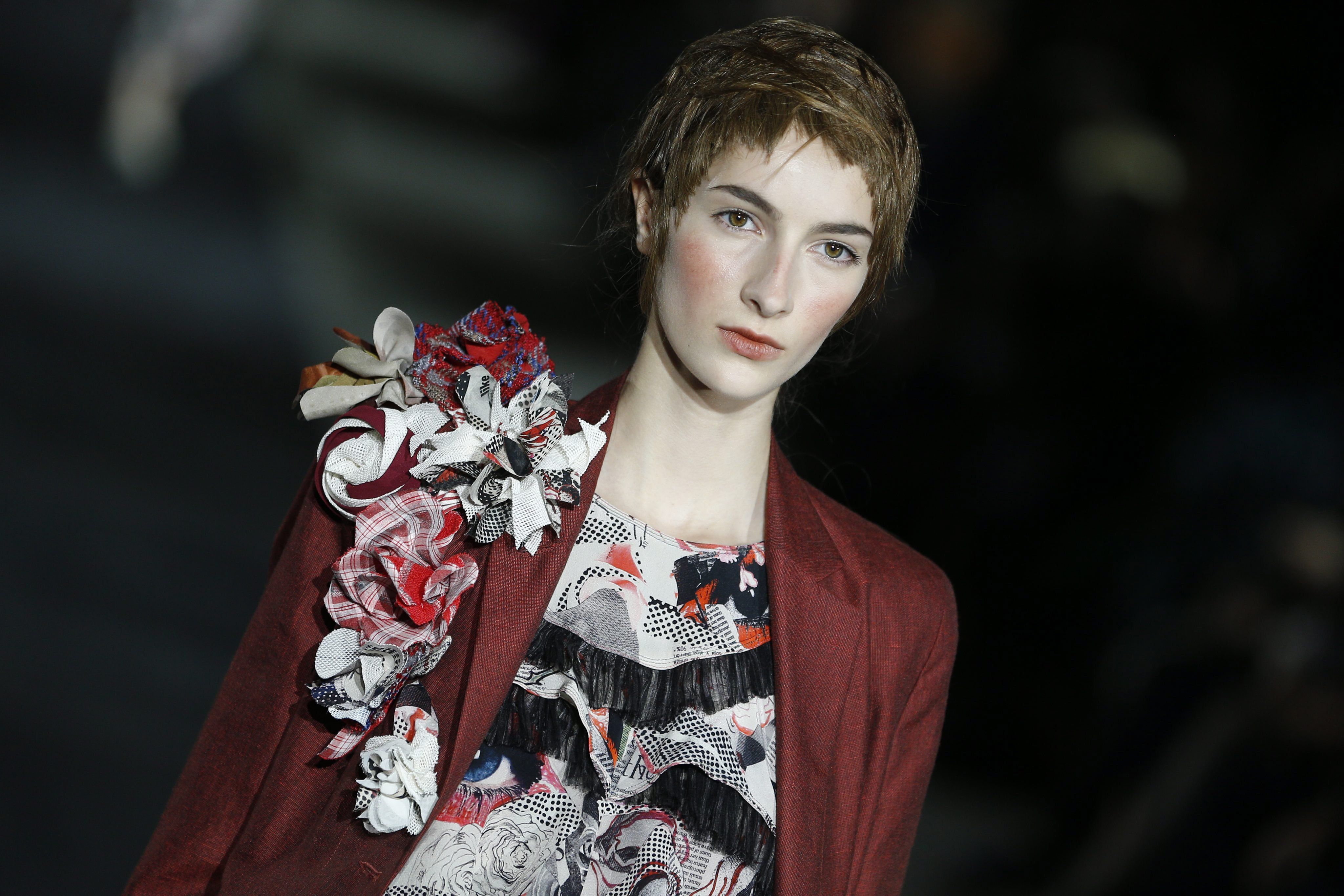 Eine Kreation aus der Frühling/ Sommer 2015-Kollektion des deutschen Designers Wolfgang Joop für 