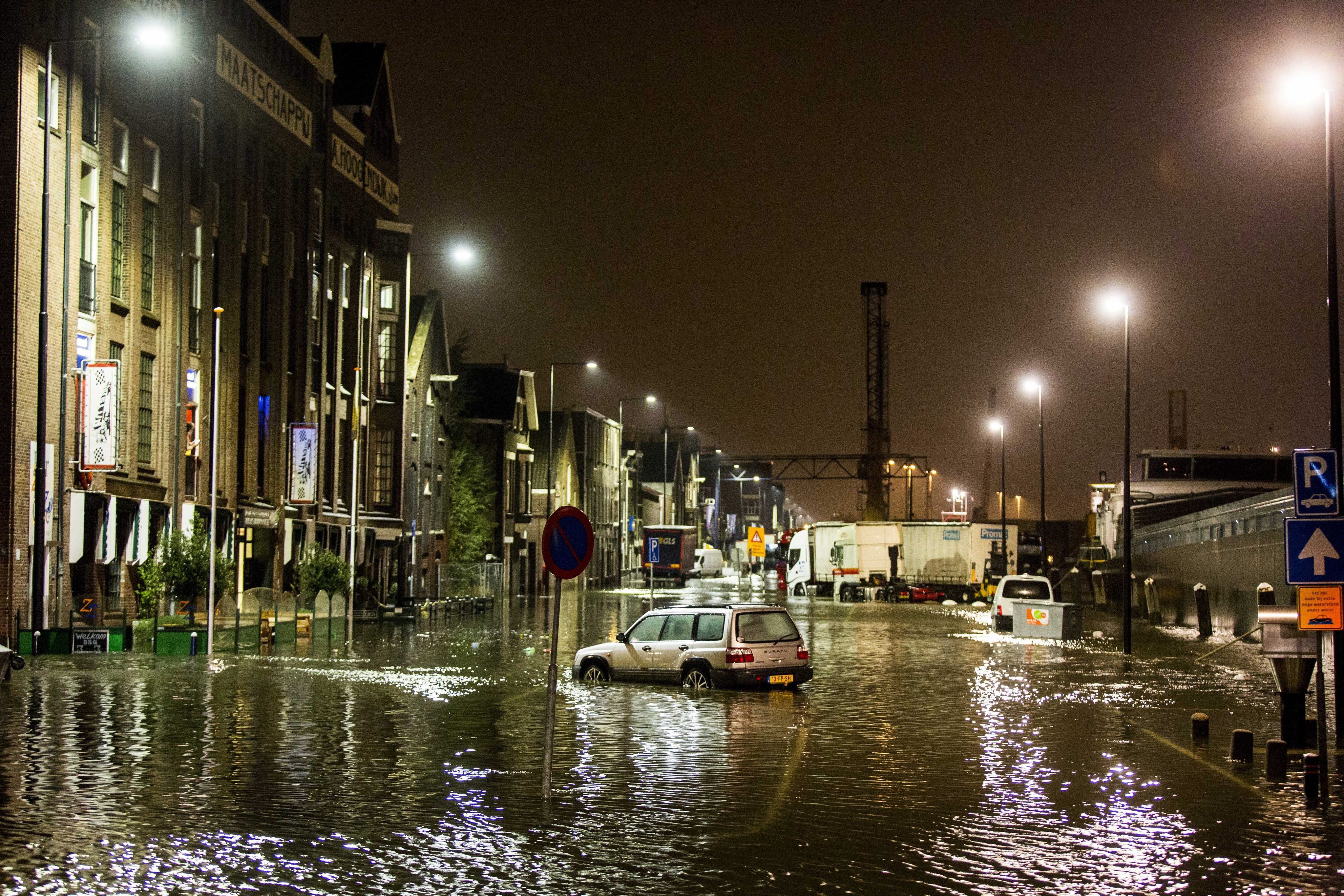 NETHERLANDS WEATHER