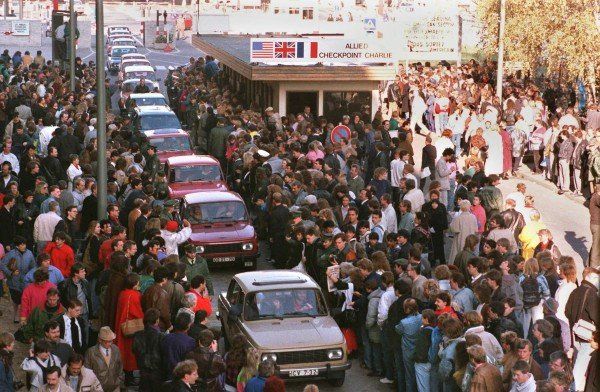 FILE GERMANY ANNIVERSARY OF PEACEFUL REVOLUTION