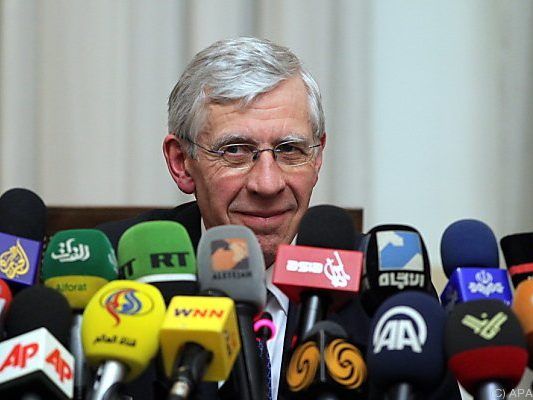 Einflussreicher Abgeordneter Jack Straw wollten gegen Geld geheim für Firma arbeiten Einflussreicher Abgeordneter Jack Straw wollten gegen Geld geheim für Firma arbeiten