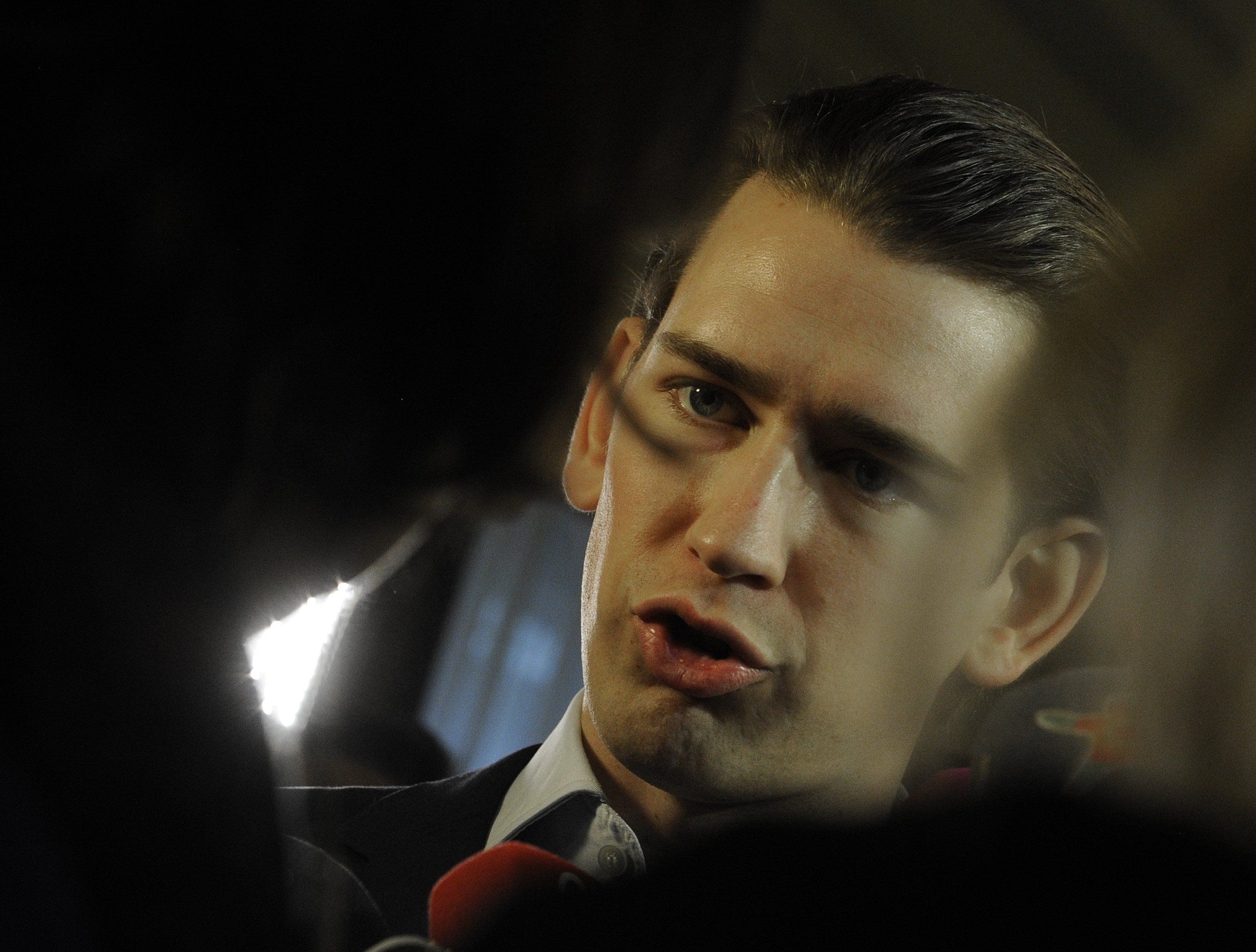 MINISTERRAT: KURZ