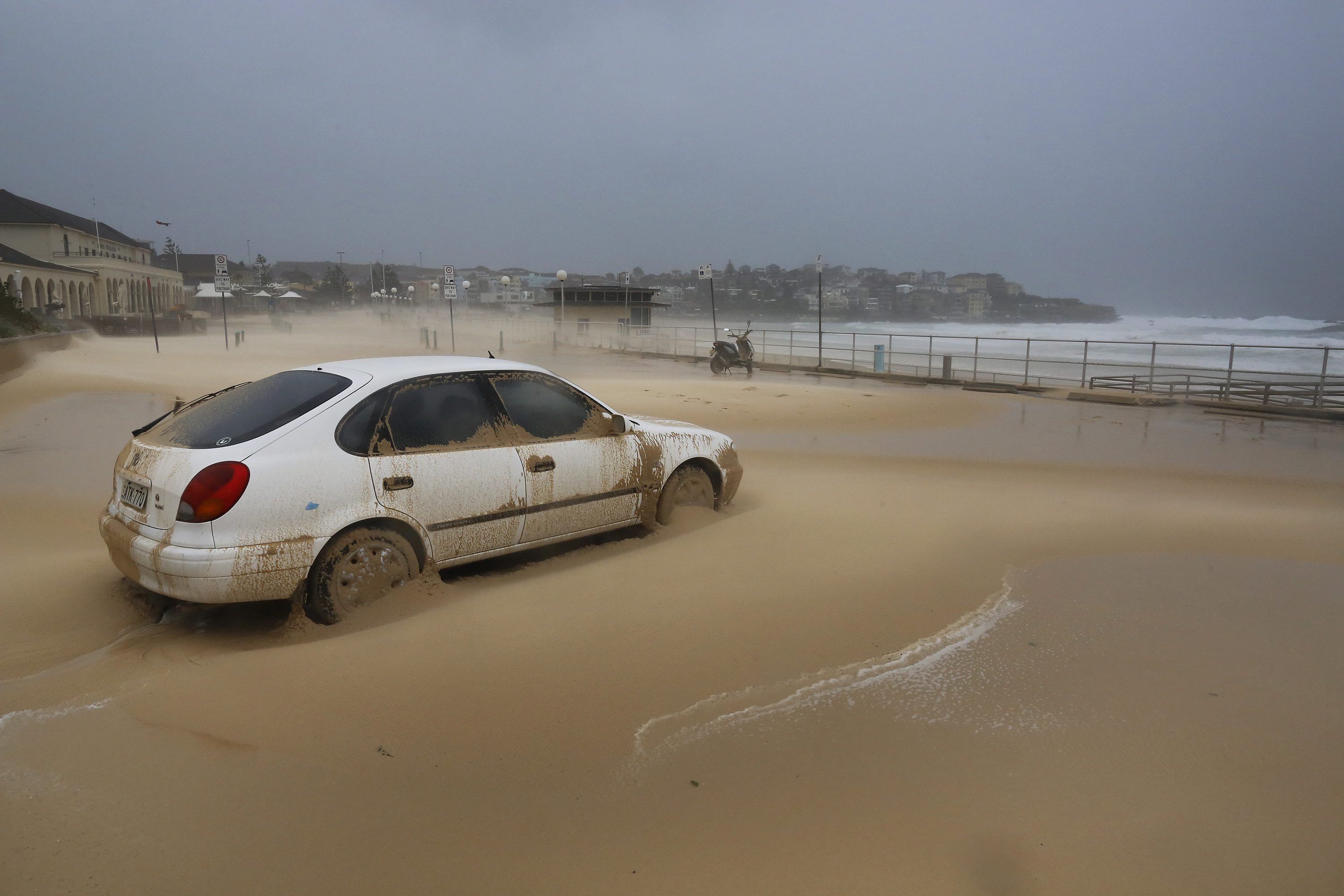 AUSTRALIA WILD WEATHER