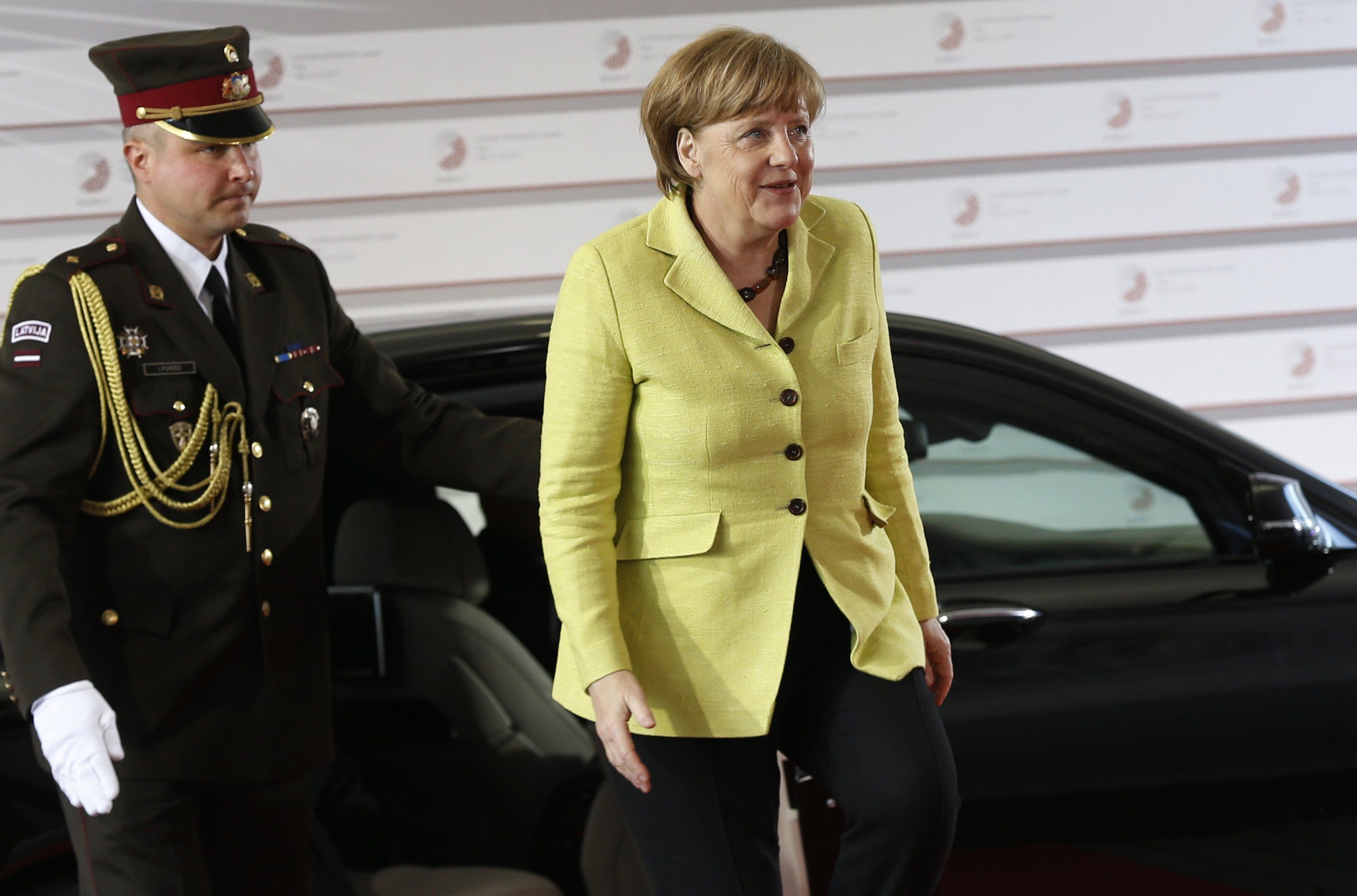 Merkel in Riga - AP