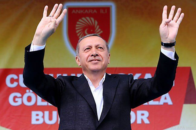 Erdogan droht mit Neuwahlen. /APA/epa 