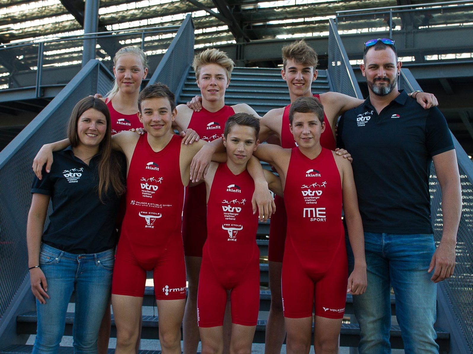 Die Ländle Nachwuchsathleten mit Trainerin Dani Bader hoffen auf eine Medaille Die Ländle Nachwuchsathleten mit Trainerin Dani Bader hoffen auf eine Medaille