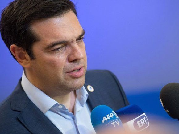 Das Parlament in Athen muss nun im Eilverfahren Gesetze durchbringen. Das Parlament in Athen muss nun im Eilverfahren Gesetze durchbringen.