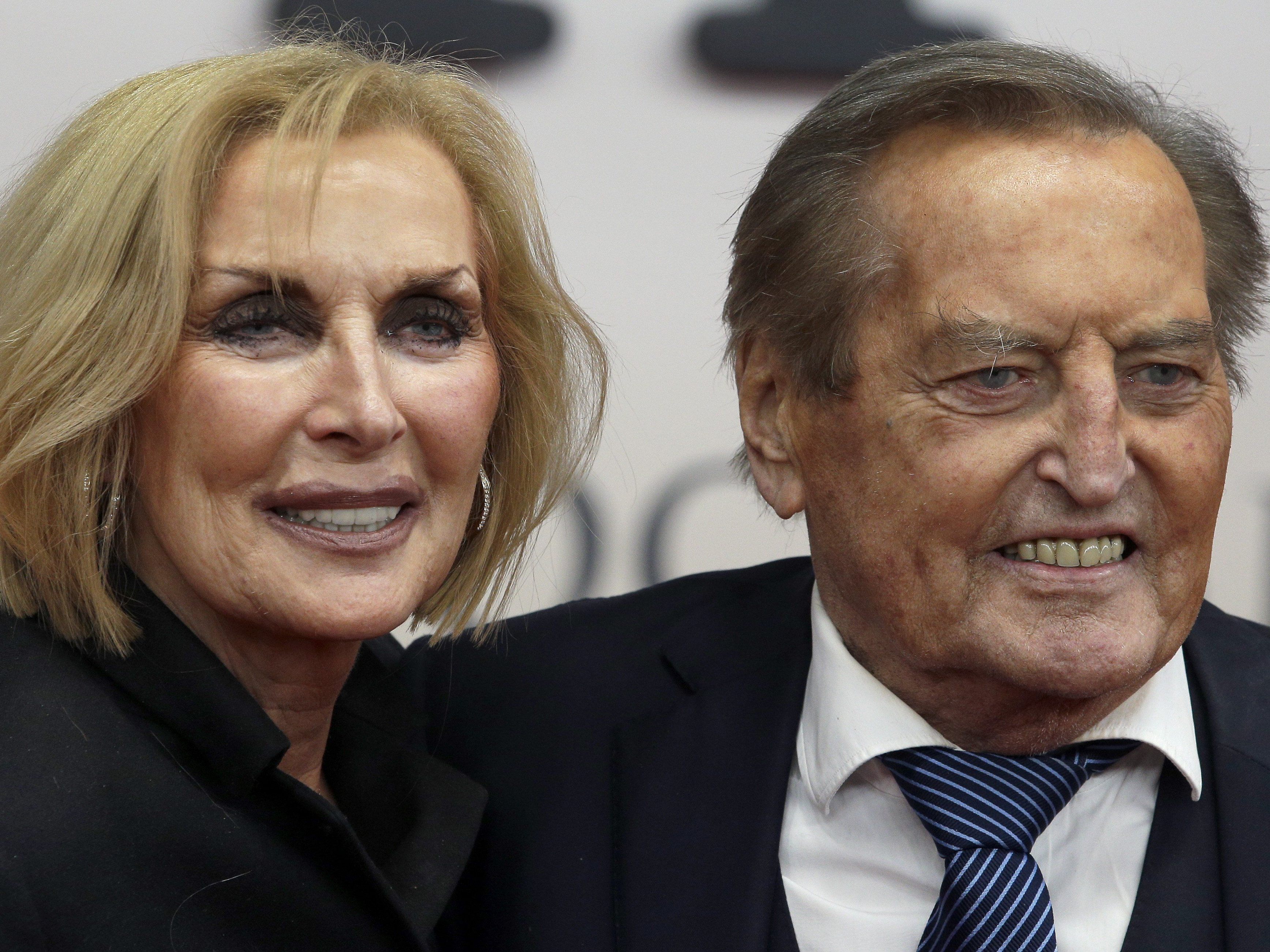 Gerhard Mayer-Vorfelder mit Gattin Margit im November 2014. Gerhard Mayer-Vorfelder mit Gattin Margit im November 2014.