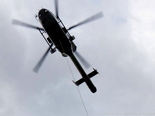 Polizei- und Notarzthubschrauber mussten in Vorarlberg zur Bergung ausfliegen Polizei- und Notarzthubschrauber mussten in Vorarlberg zur Bergung ausfliegen