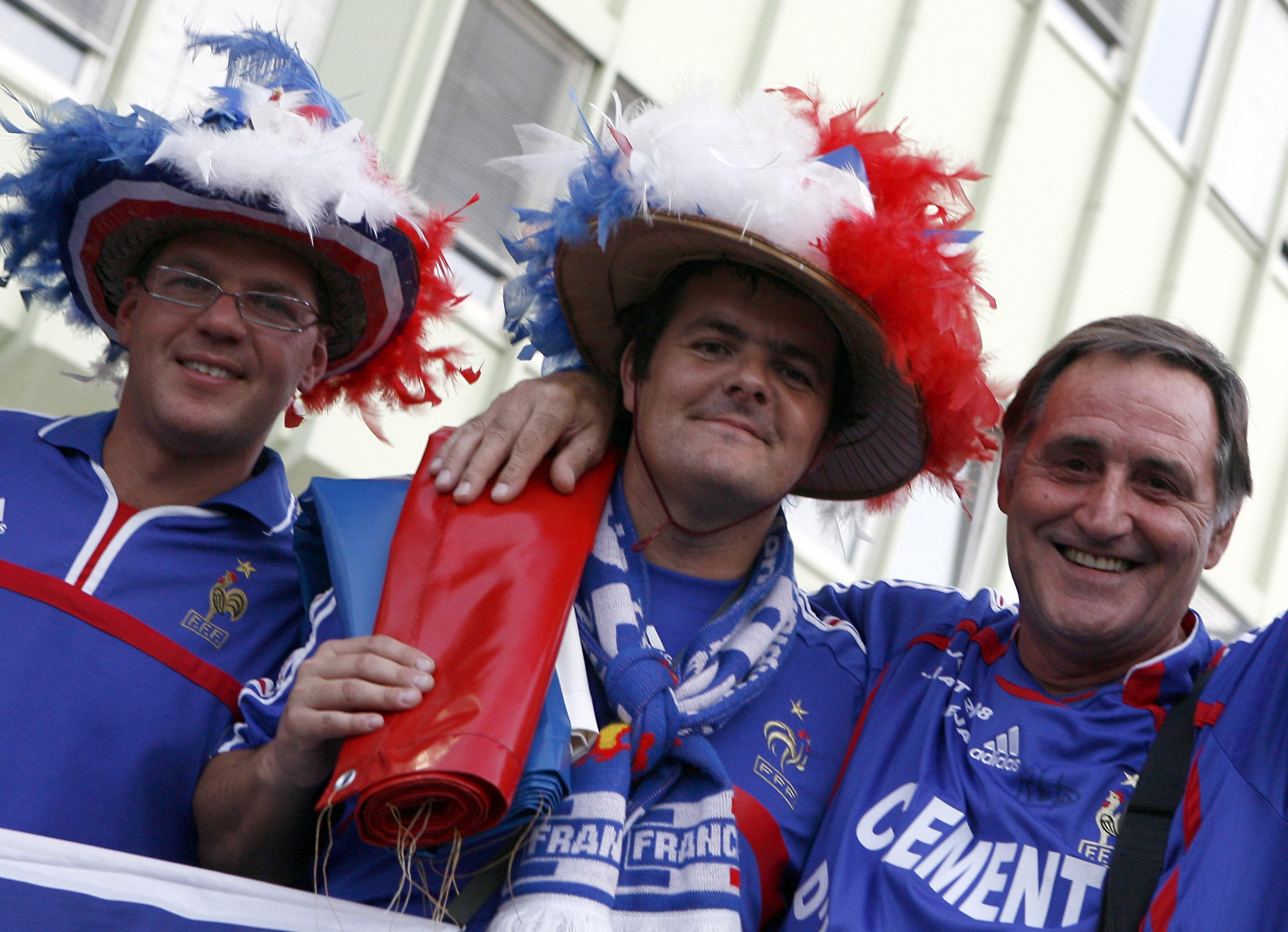 Die Grillparty oder das Public Viewing kann aber im Trockenen stattfinden 