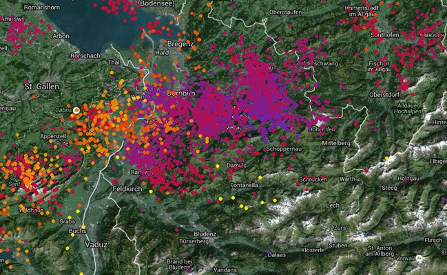 Dutzende Blitze gingen auf Vorarlberger Gebiet nieder. Dutzende Blitze gingen auf Vorarlberger Gebiet nieder.