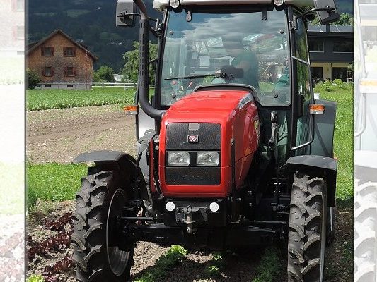 In der nacht auf Samstag wurde in Ludesch ein roter Traktor, Marke Massey Ferguson, gestohlen.