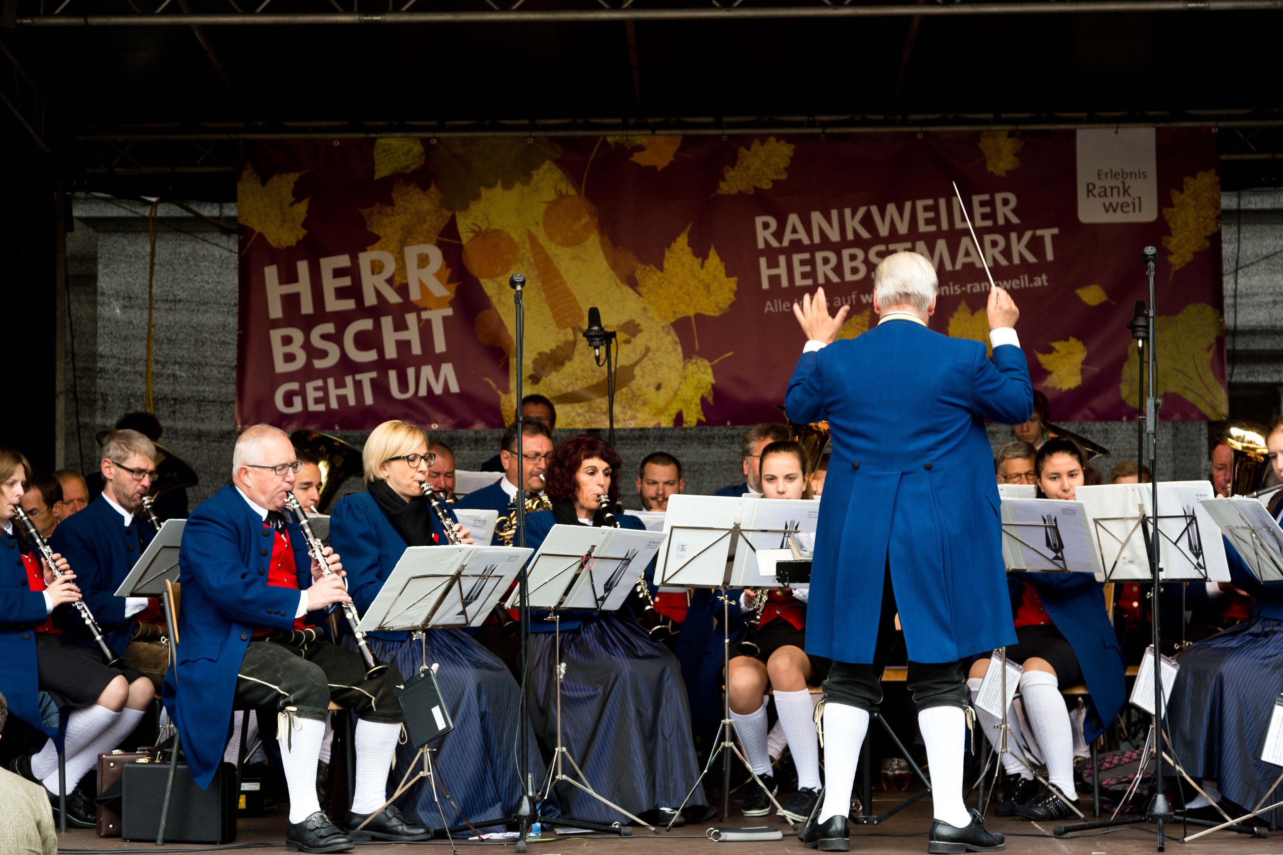 Die Bürgermusik Rankweil sorgt mit zünftiger Blasmusik für Stimmung. (c) Dietmar Mathis/Erlebnis Rankweil Die Bürgermusik Rankweil sorgt mit zünftiger Blasmusik für Stimmung. (c) Dietmar Mathis/Erlebnis Rankweil