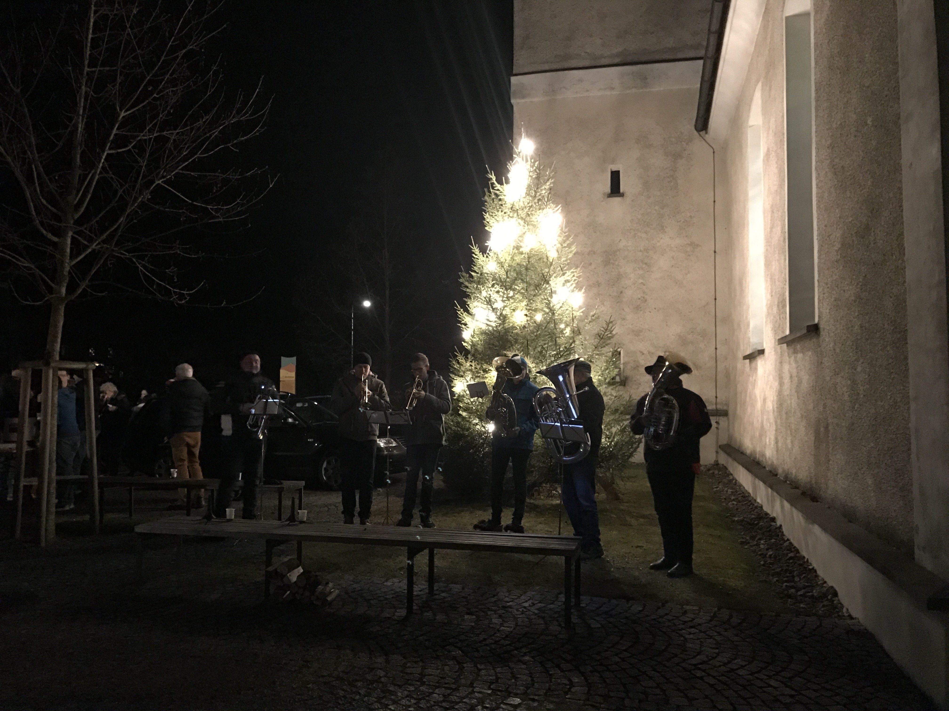 Bei der Aktion der Rettungsorganisationen in Düns kamen hohe Spenden zusammen.