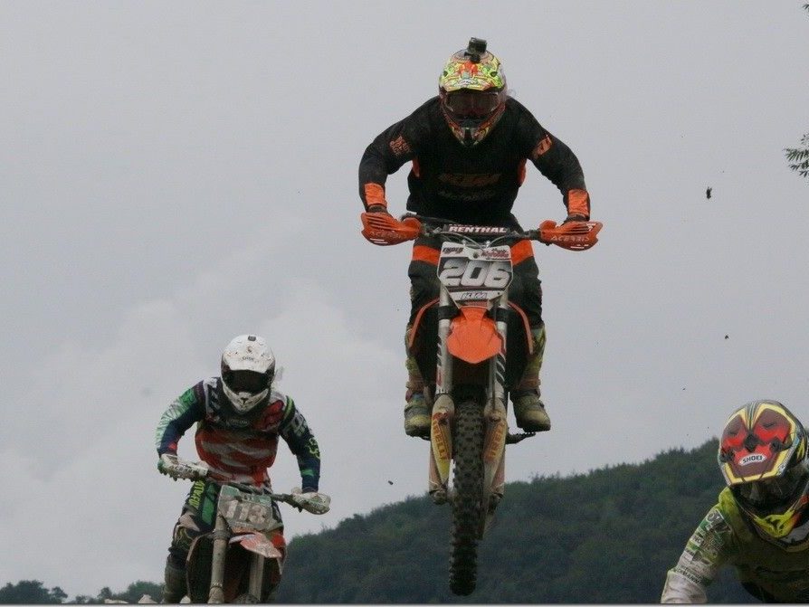 Sieg und Platz zwei für den Altacher Motocrosser Rene Ender in Italien