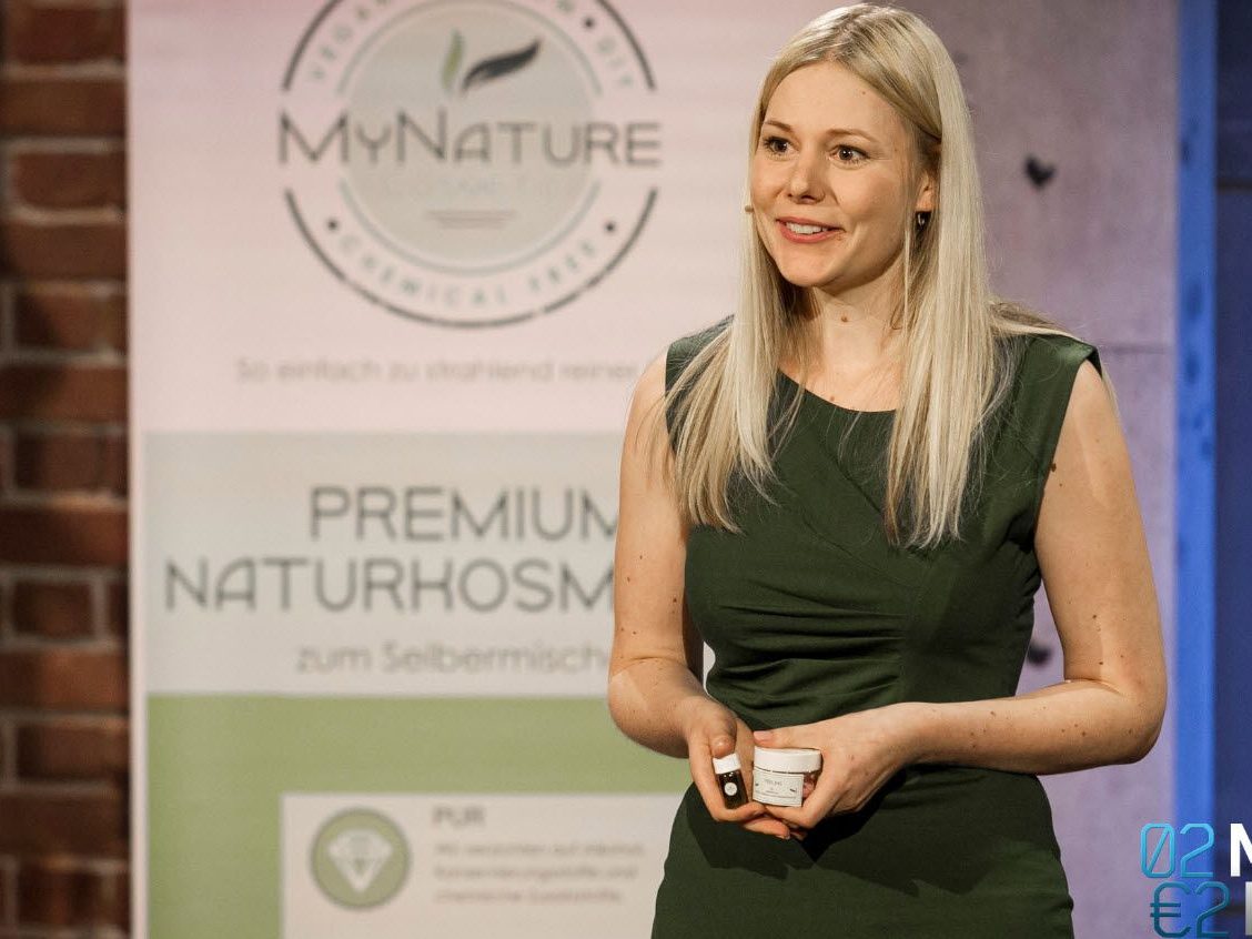 Alena Flatz beim Pitch von "My Nature Cosmetics"