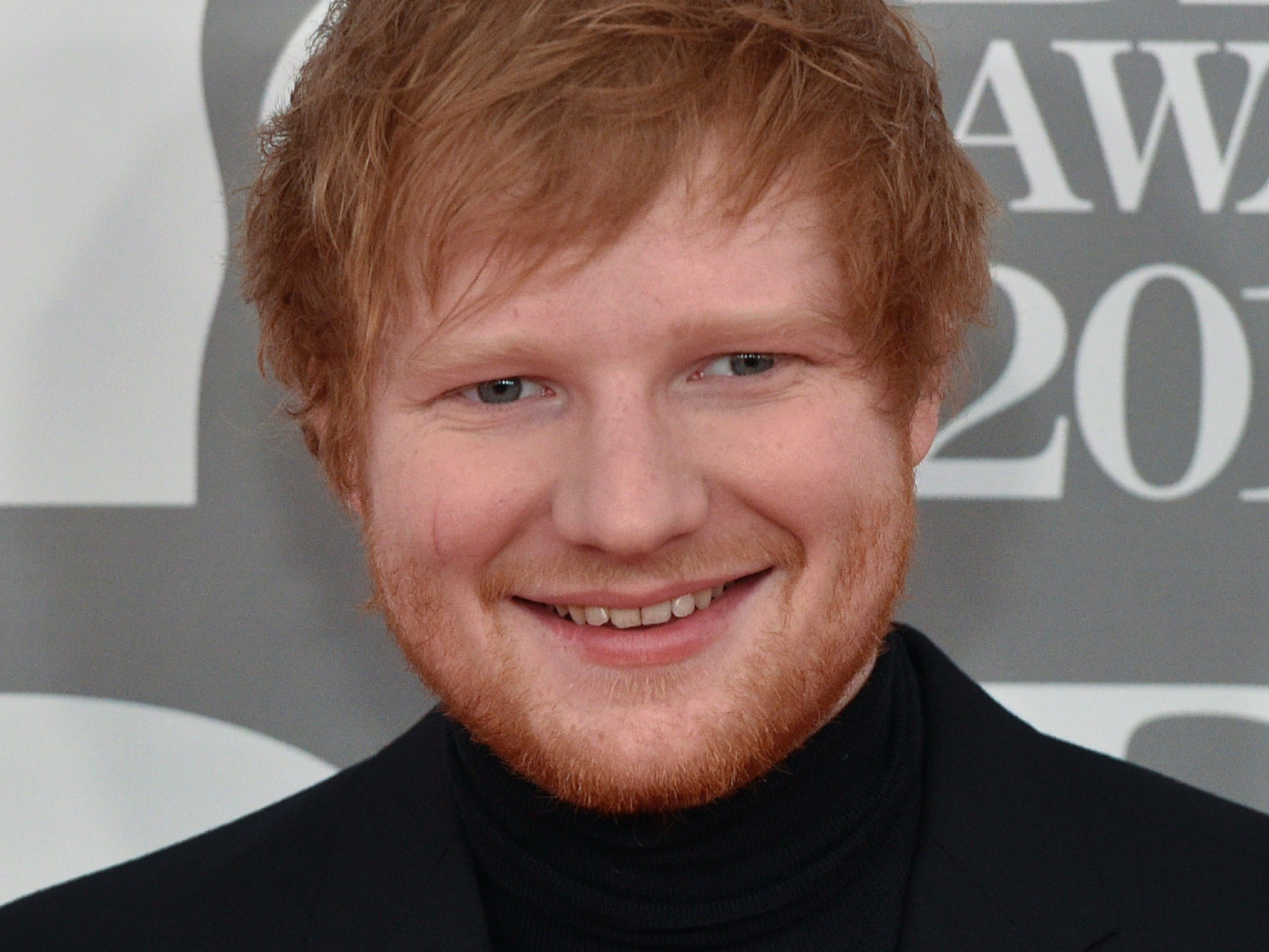 Ed Sheeran kann auch auf Kindergarten-Instrumenten überzeugen.