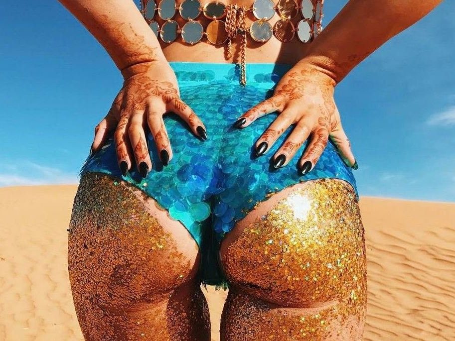 Glitter-Buts: Ein neuer Trend für den Festival-Sommer?