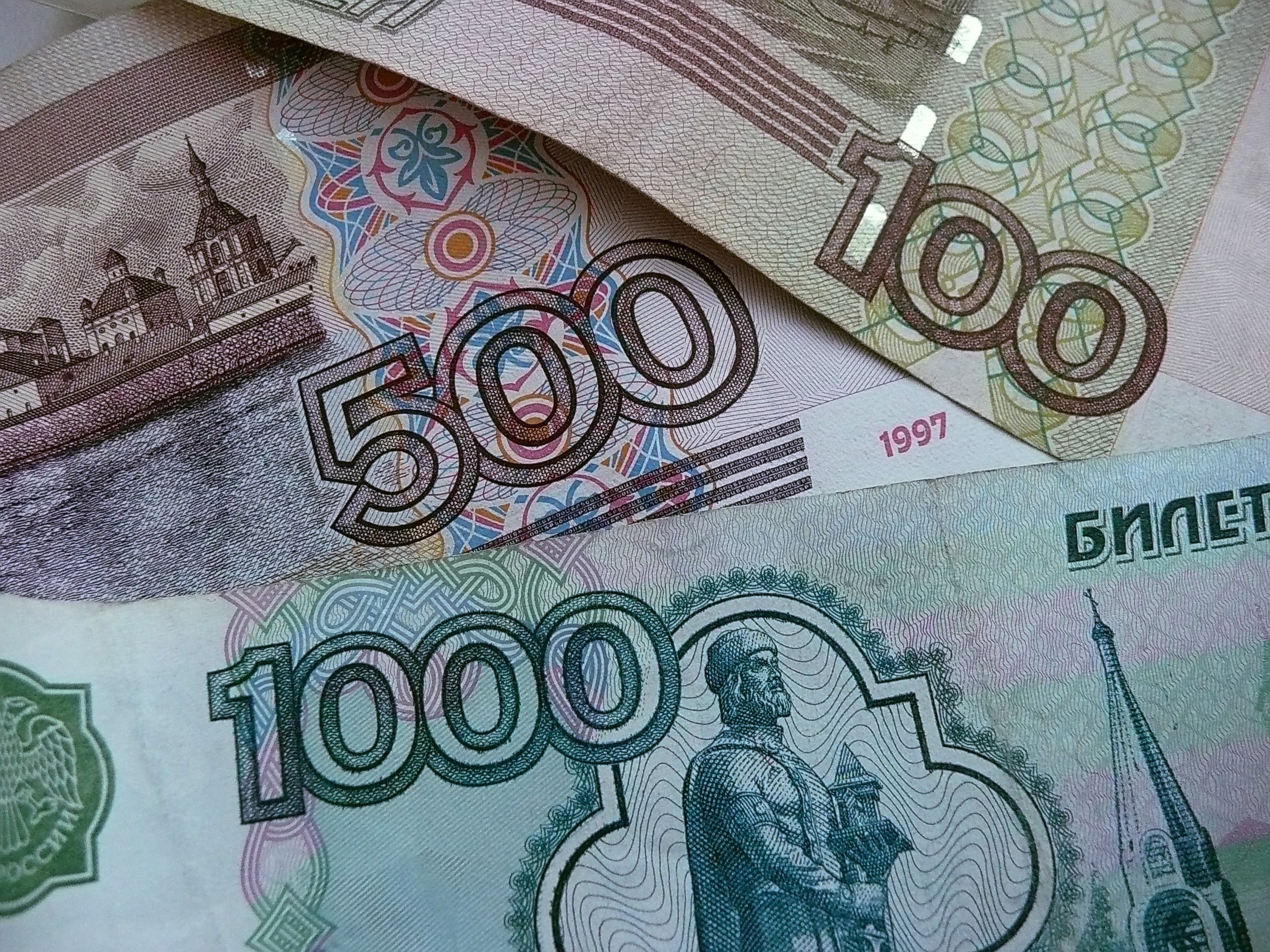Ein Recherche-Netzwerk zeigt teils zweifelhafte Überweisungen auf Firmenkonten bei österreichischen Banken auf. In Vorarlberg sind die Raiffeisenlandesbank und die Sparkasse Bludenz betroffen.