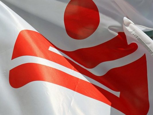 Die Sparkasse Allgäu weigert sich, Kontodaten ihrer Filiale im Kleinwalsertal mit den deutschen Steuerbehörden zu teilen. Die Sparkasse Allgäu weigert sich, Kontodaten ihrer Filiale im Kleinwalsertal mit den deutschen Steuerbehörden zu teilen.