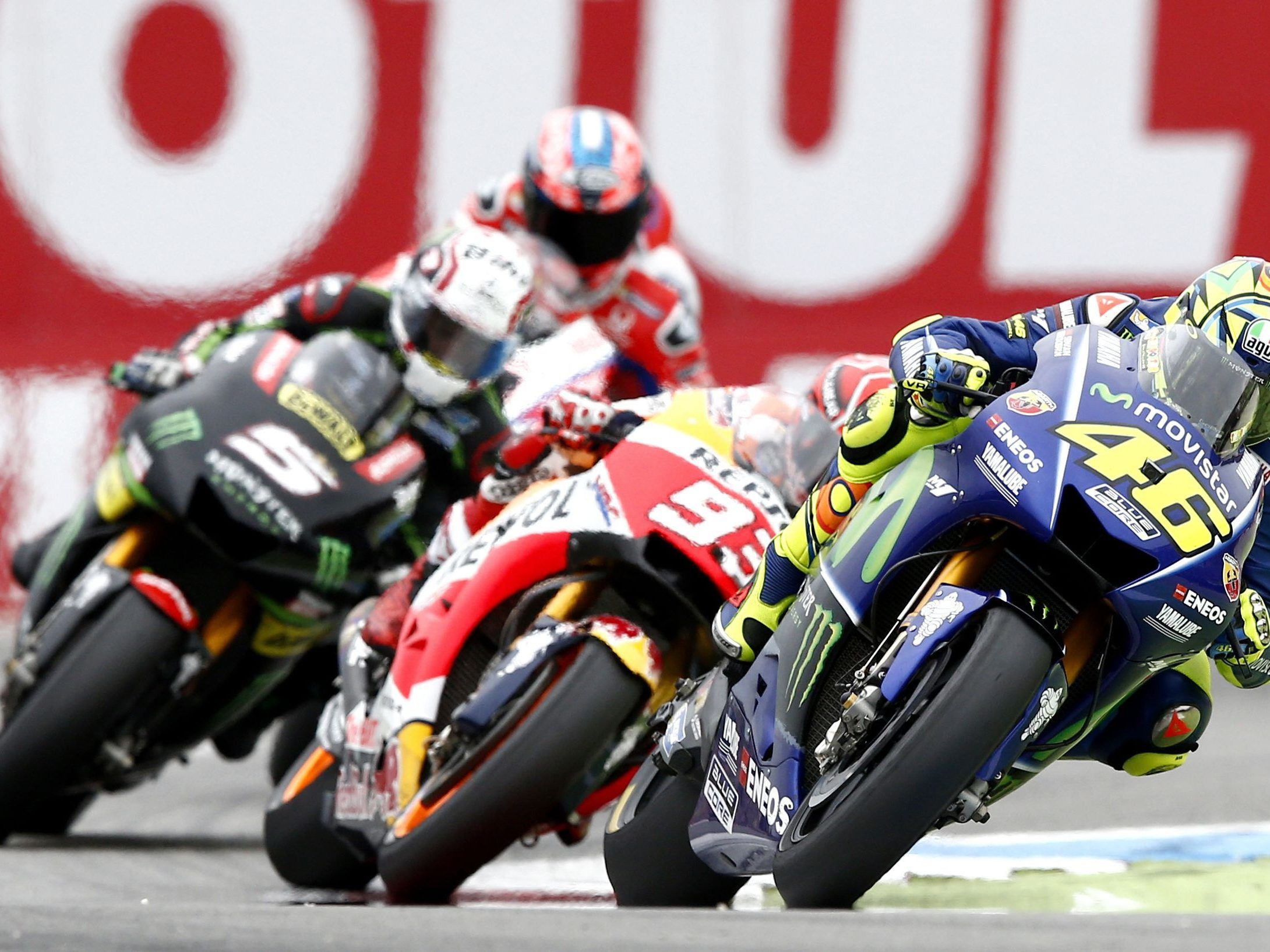 WM-Spitzenreiter Vinales stürzte, Dovizioso nach Platz fünf neuer Leader.