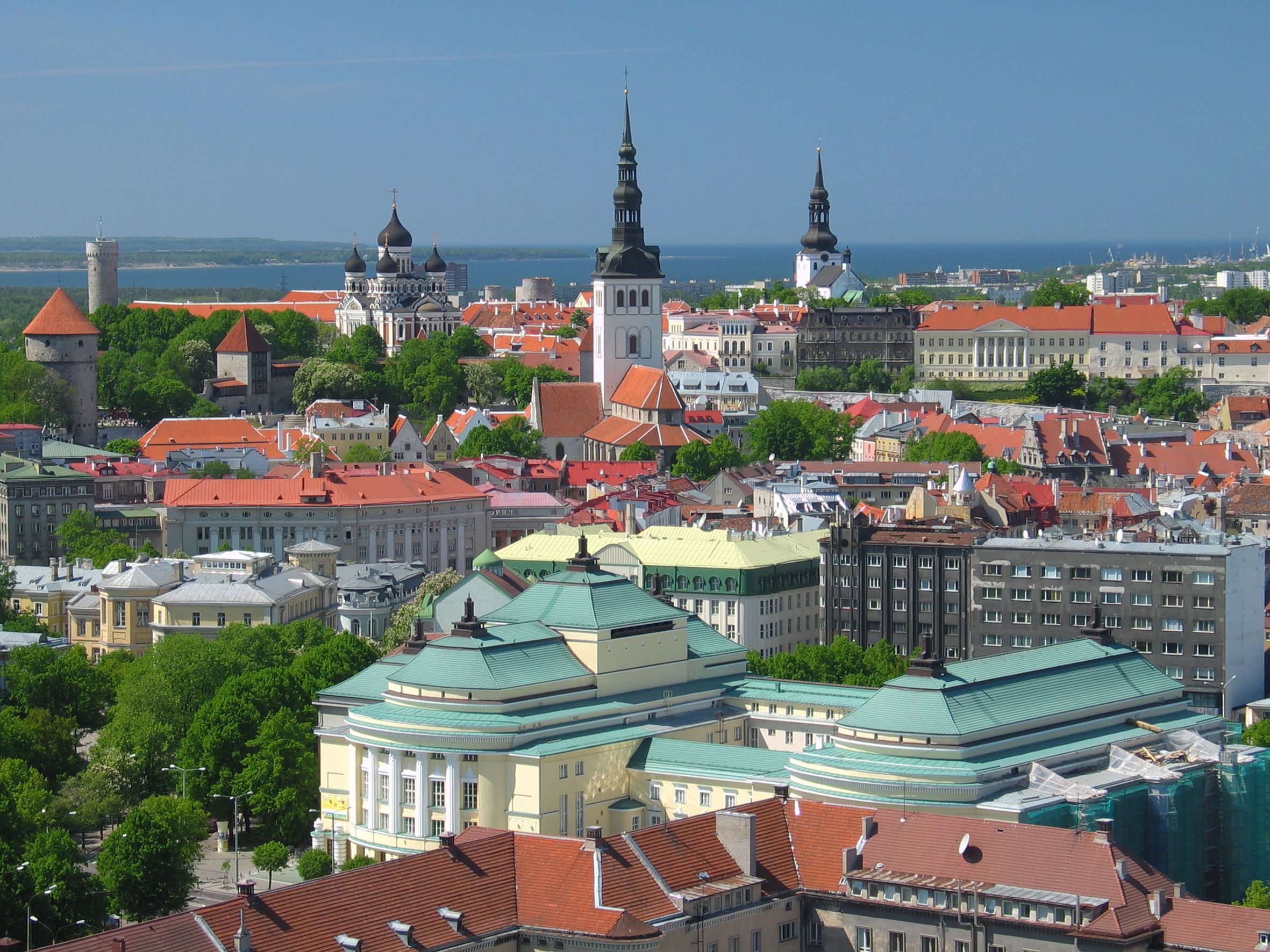 In Estland sind die Spritpreise gleich wie in Österreich. In Estland sind die Spritpreise gleich wie in Österreich.