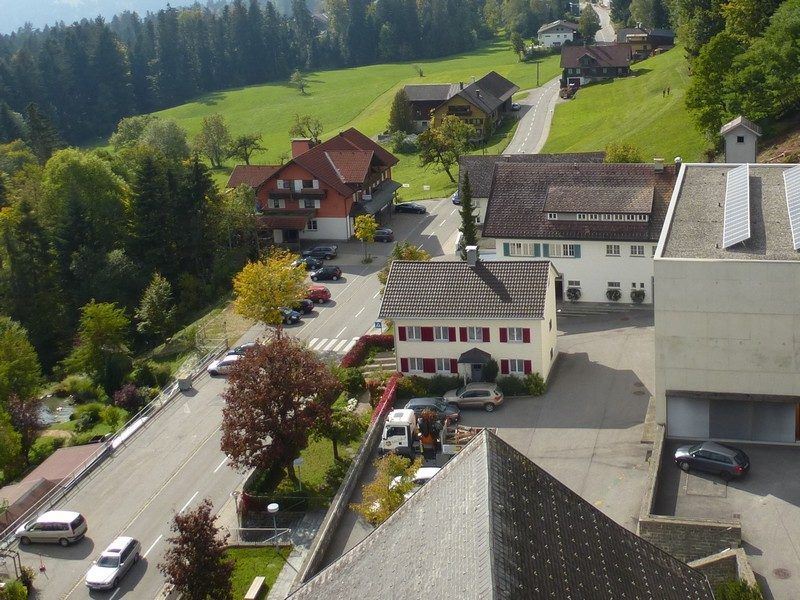 Blick auf die Durchfahrtsstraße der Gemeinde Doren Blick auf die Durchfahrtsstraße der Gemeinde Doren