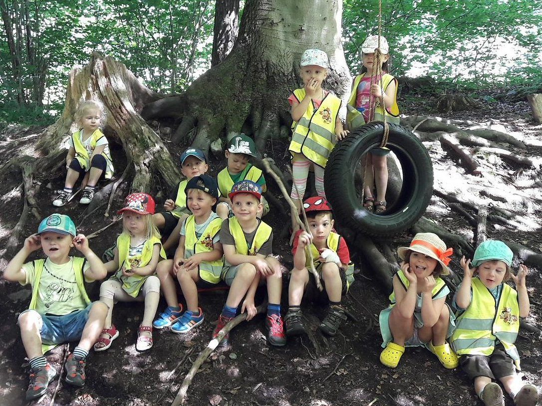Bewegungsspielgruppe „Bingser Zwergle“ in der freien Natur