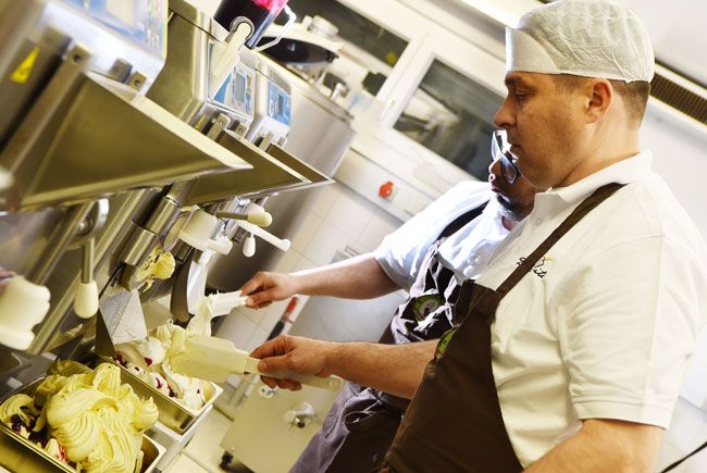 In der Hohenemser Manufaktur entstehen die Eis-Kreationen. Dolce Vita In der Hohenemser Manufaktur entstehen die Eis-Kreationen. Dolce Vita