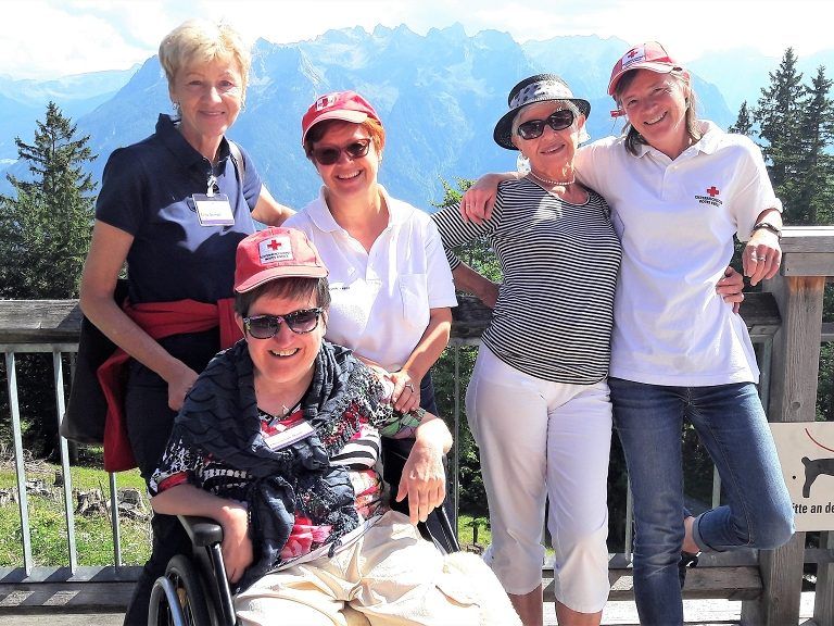 Die unternehmungslustigen Reiseteilnehmer und die RK-Betreuerinnen genossen den Tag. Die unternehmungslustigen Reiseteilnehmer und die RK-Betreuerinnen genossen den Tag.