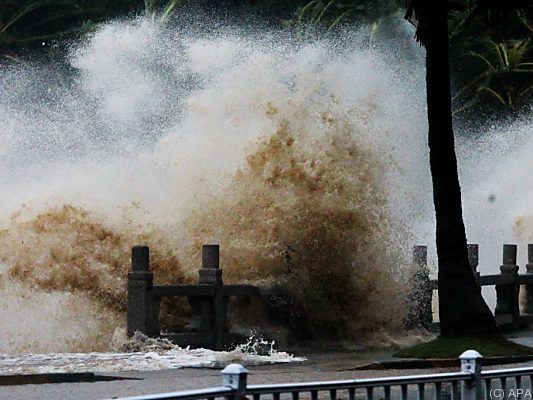 Bisher forderte Taifun Hato über 30 Verletzte