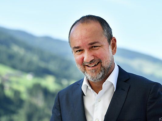 Drozda wünscht sich einen ambitionierten Zeitplan für WhatsApp-Überwachung