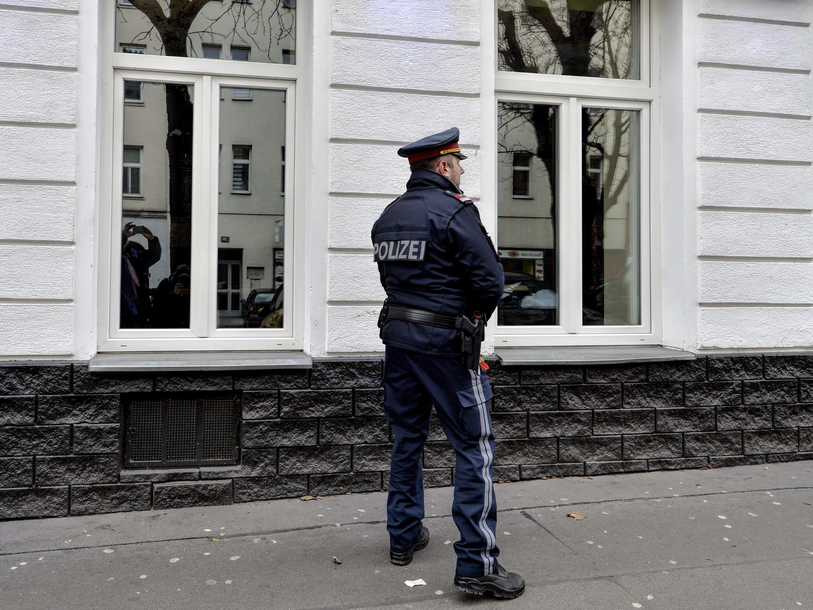 Rund 100 Grätzlpolizisten sind in Wien unterwegs.