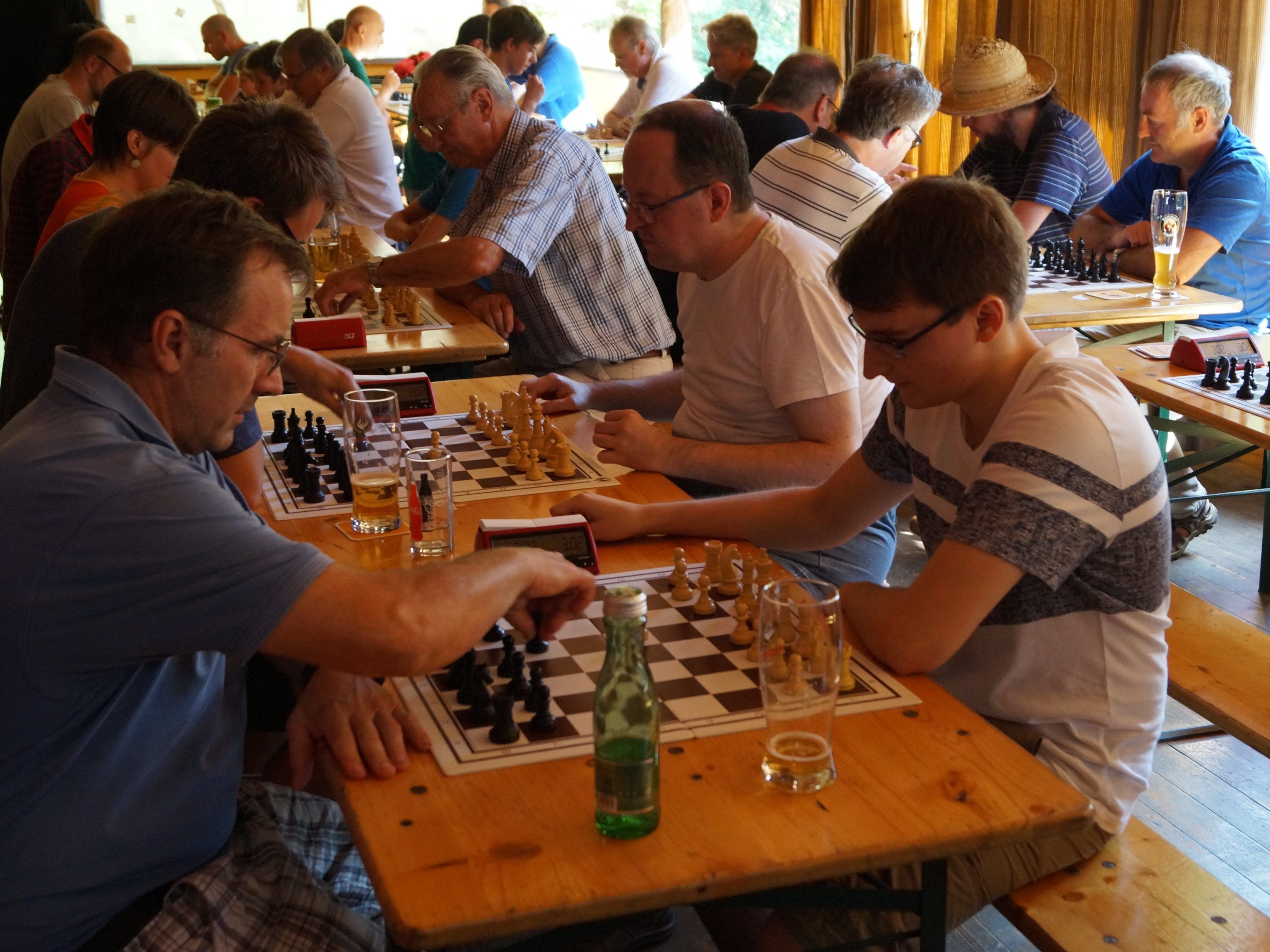 Schach im Sommerlook
