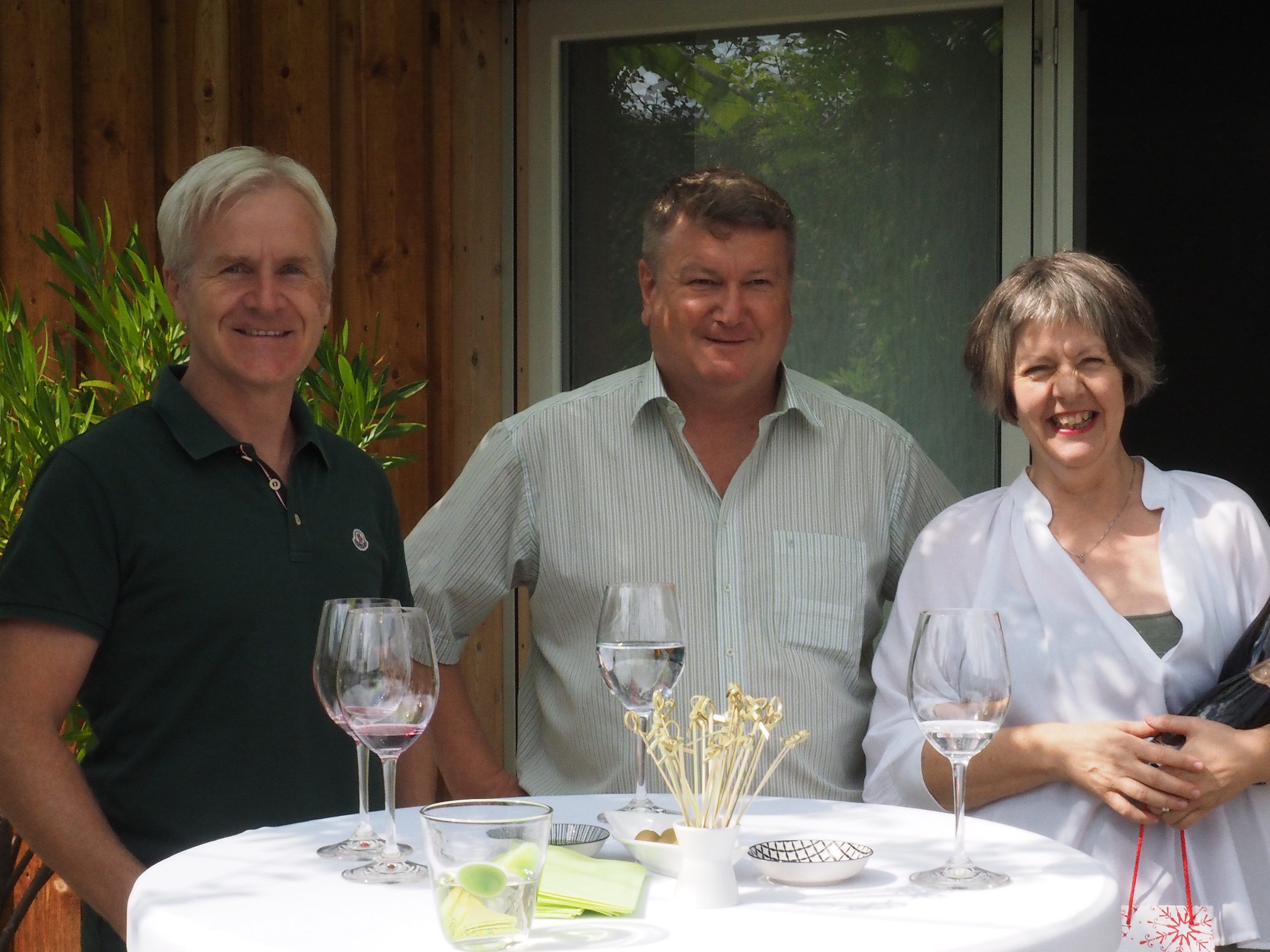 v.li. Christoph Ganahl (Ganahl Kommunikation&Design), Johannes Helfer (Unternehmensberater) und Monika Sandholzer (Dipl. Shiatsupraktikerin).
