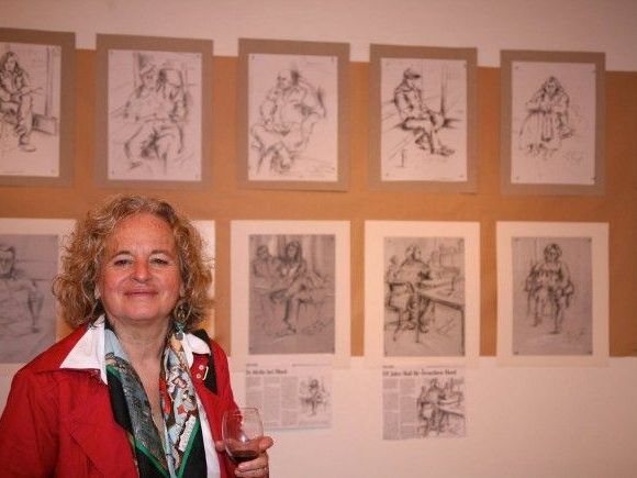 Die Gerichtszeichnerin Giovanna Gould zeichnet in wenigen mInuten sogenannte "urban sketches". Die Gerichtszeichnerin Giovanna Gould zeichnet in wenigen mInuten sogenannte "urban sketches".